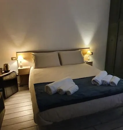 Vendégház Piazza Martiri 2*